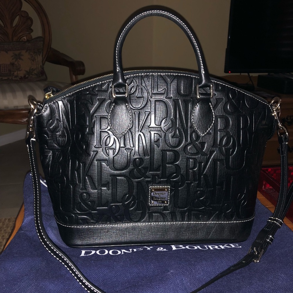 Dooney & Bourke Purse